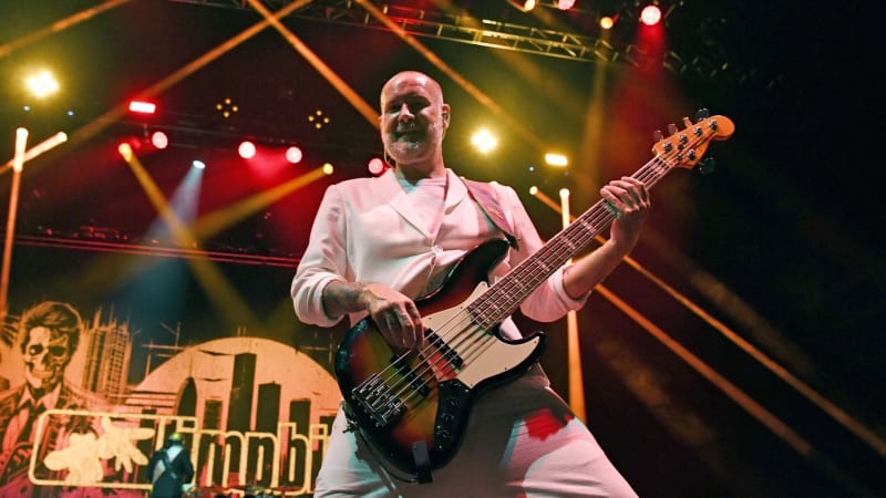 Zemřel Sam Rivers z Limp Bizkit, bylo mu 48 let. Odešla „duše našeho zvuku“, truchlí kapela