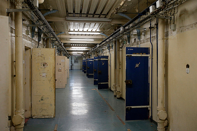 OBRAZEM: Nikdo se z něj nevrátí živý, říkalo se. Nahlédněte do Sarkozyho vězení