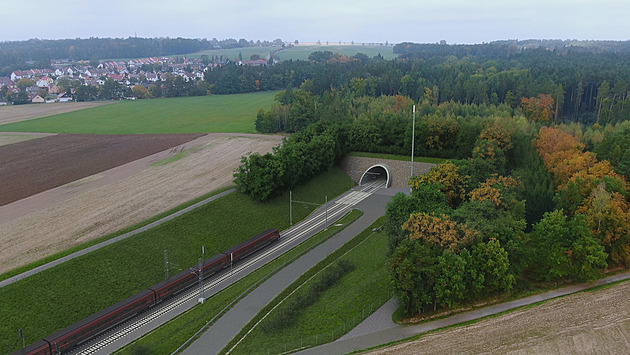 Stavbu trati se dvěma tunely z Nemanic do Ševětína může stopnout málo peněz