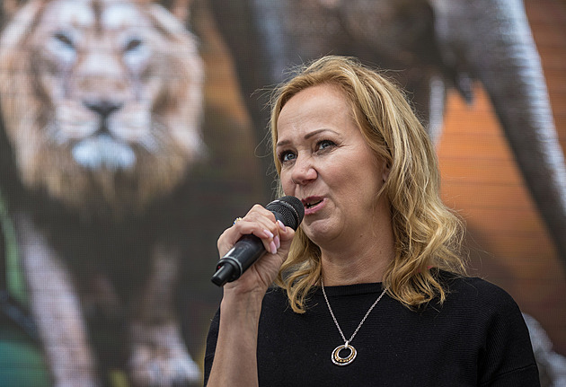 Na řešení situace v Zoo Praha náměstkyně najala firmu, která nemohla podnikat