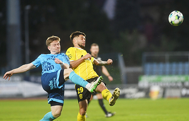 Žitný přijde „jen“ o osm zápasů, odvolací komise mu zmírnila trest