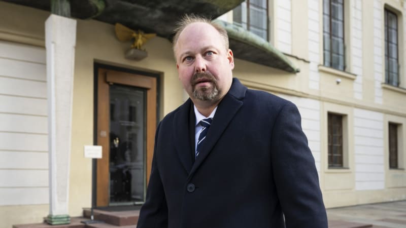 Vyšší tresty pro násilníky i boj se šmírovacím zákonem. Tejc představil ministerské priority