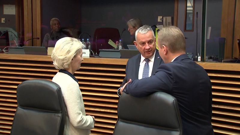 Tichý pracant, nebo pan Neviditelný. Jak eurokomisaře Síkelu hodnotí po roce experti?