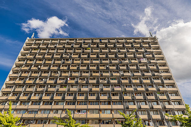 Hradec začne opravovat dům Harmonii, stěhování senioři nesou těžce