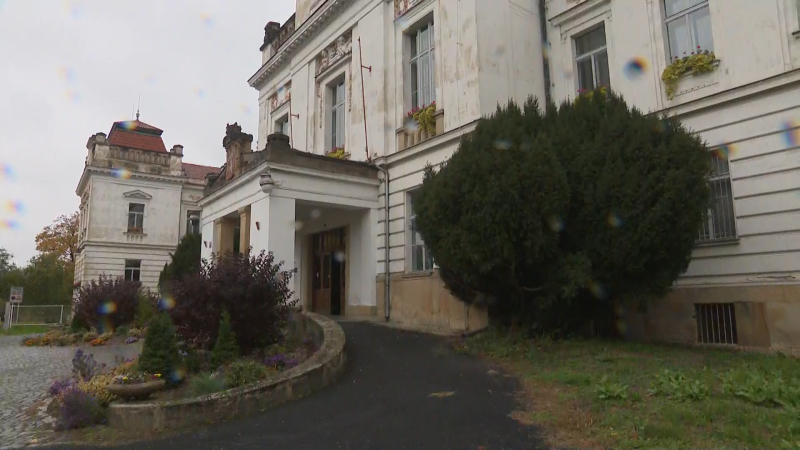 Cizince, který vraždil v Praze, chce žalobce vyhostit. Muž opakovaně utekl z léčebny