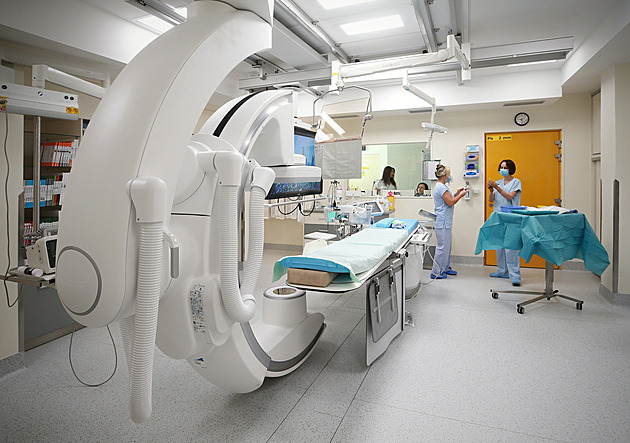 Magnetická rezonance i nové heliporty. Krajské zdravotnictví čeká rok investic