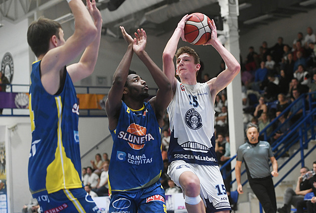 El Nordico žhaví i sázka o kulich, dorazí influenceři či rapper