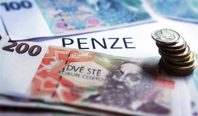 Potvrzení o výši důchodu nově chodí jen elektronicky, nebo za peníze