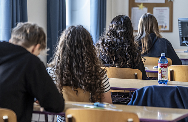 Přístup k žákům i problémy s odklady. Inspekce odhalila největší slabiny škol