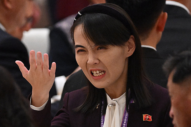 Nehorázní zločinci! Kimova sestra se kvůli vojenským manévrům obula do USA