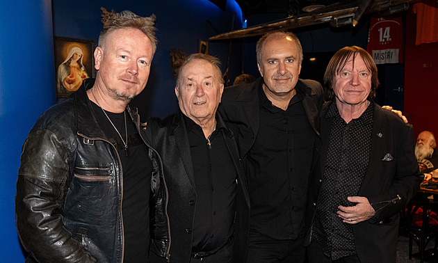 Olympic se loučil s Jiřím Valentou. Co přestal pít, byl smutný, vzpomínal Janda