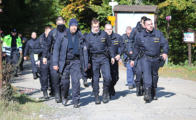 Velké pátrání po čtyřletém chlapci ztraceném u nádraží skončilo nečekaně