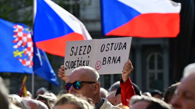 GLOSA: Každý třetí Čech má germánskou krev. I Palacký doma mluvil německy