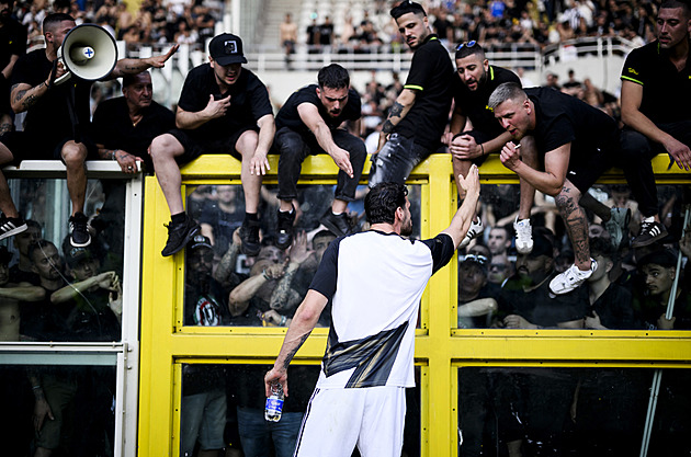 Como si poprvé zahraje Ligu mistrů. Turínské derby zpozdili ultras