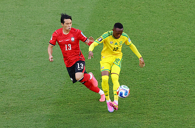 ONLINE: JAR - Jižní Korea 1:0, Jihoafričané konečně proměňují tlak, trefuje se Maseko