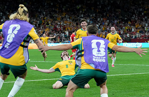 ONLINE: Paraguay - Austrálie 0:0, přímý souboj o druhé místo. Kdo uspěje?