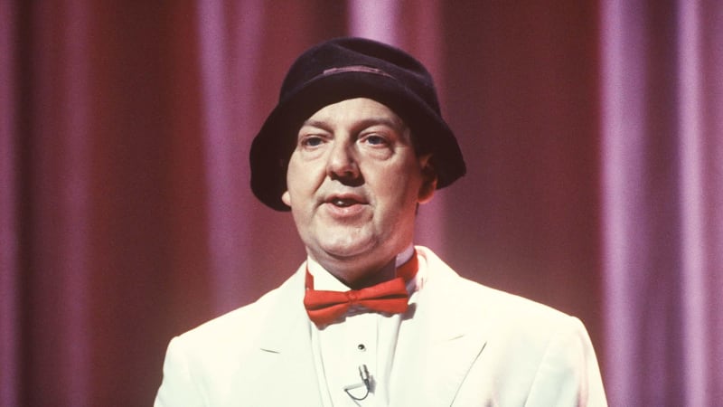 Zemřel slavný komik Jimmy Cricket. Tvář britské televizní zábavy podlehla krátké nemoci