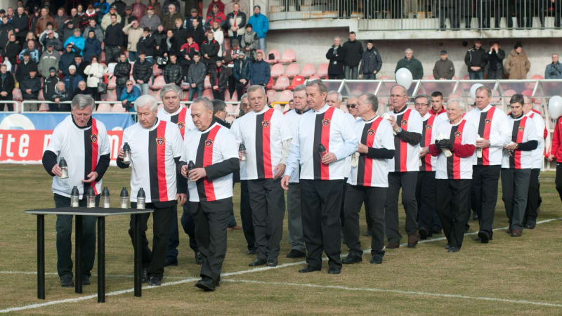 Zemřel bývalý záložník pražské Slavie. Kravárik si zahrál i za reprezentaci