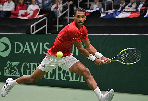 Auger-Aliassime pomohl Kanaďanům k postupu na finálový turnaj Davis Cupu