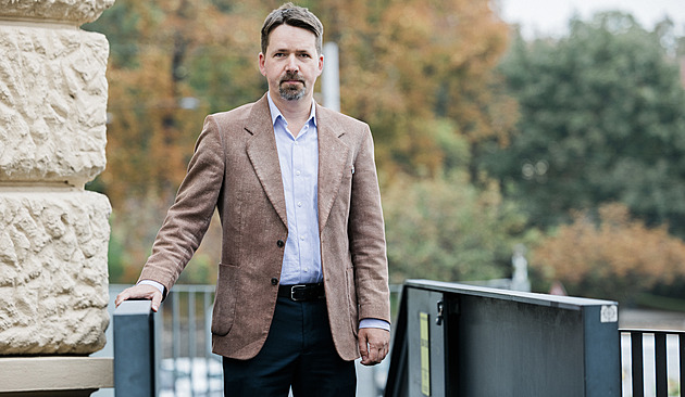 Za úklid města střecha nad hlavou zdarma, slibuje lidem bez domova lídr SPD v Brně