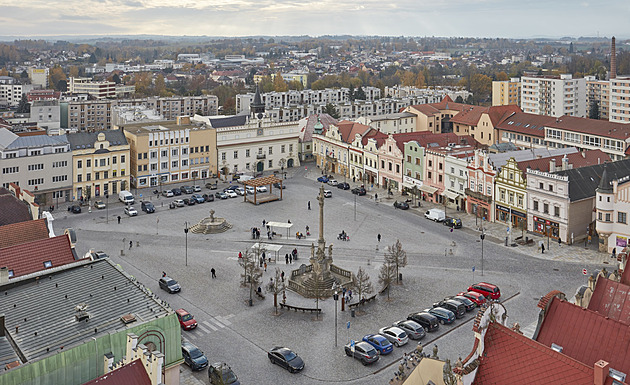 Nástup „Jihlaváka“, úprk komunistů, TOP 09 bez značky. A Brod má volební rekord
