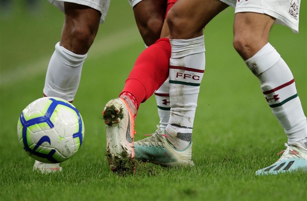 Smrt přímo na hřišti. Kapitán fotbalistů z Karlovarska zkolaboval při ligovém utkání