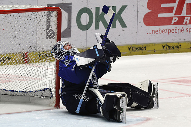 ONLINE: Vítkovice přetlačily Liberec v nájezdech, Tomkův gól ve Varech neplatí