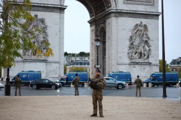 Ve Francii začíná další vlna demonstrací, v Lyonu byla rozehnána